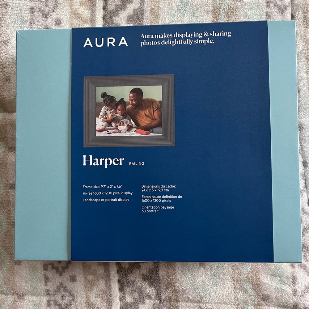 Aura Digital Picture Frame
